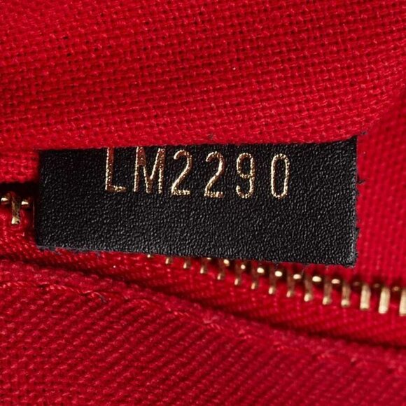 Louis Vuitton Monogram Reverse Canvas Onthego MM Bag - Picture 9 of 10